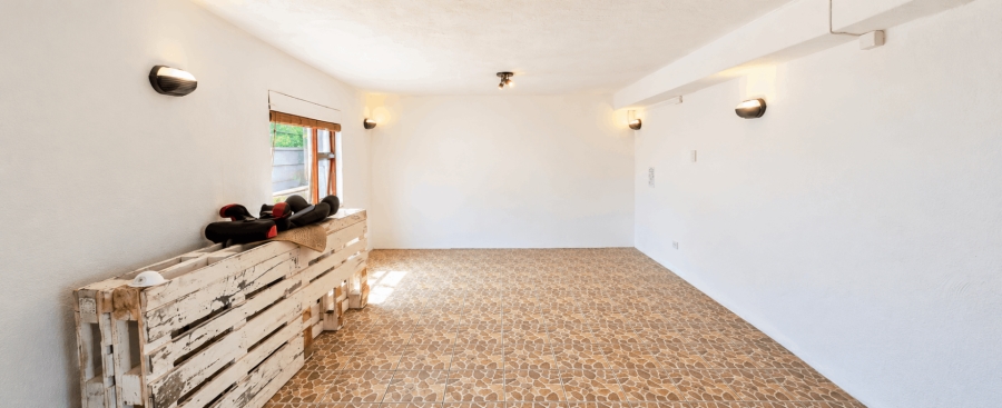 7 Bedroom Property for Sale in Kleinbaai Western Cape